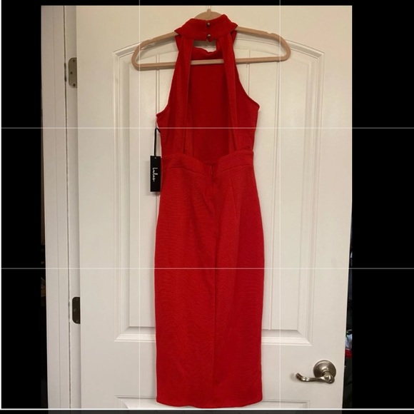 Dress - Picture 4 of 5